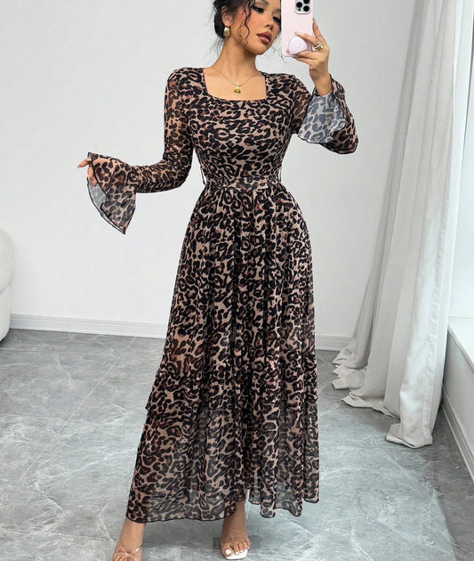 Leopar astarlı maxi elbise